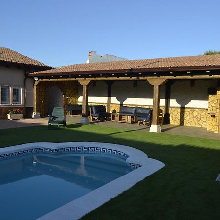El Capricho De Los Carrascos Juarros de Voltoya 외부 사진